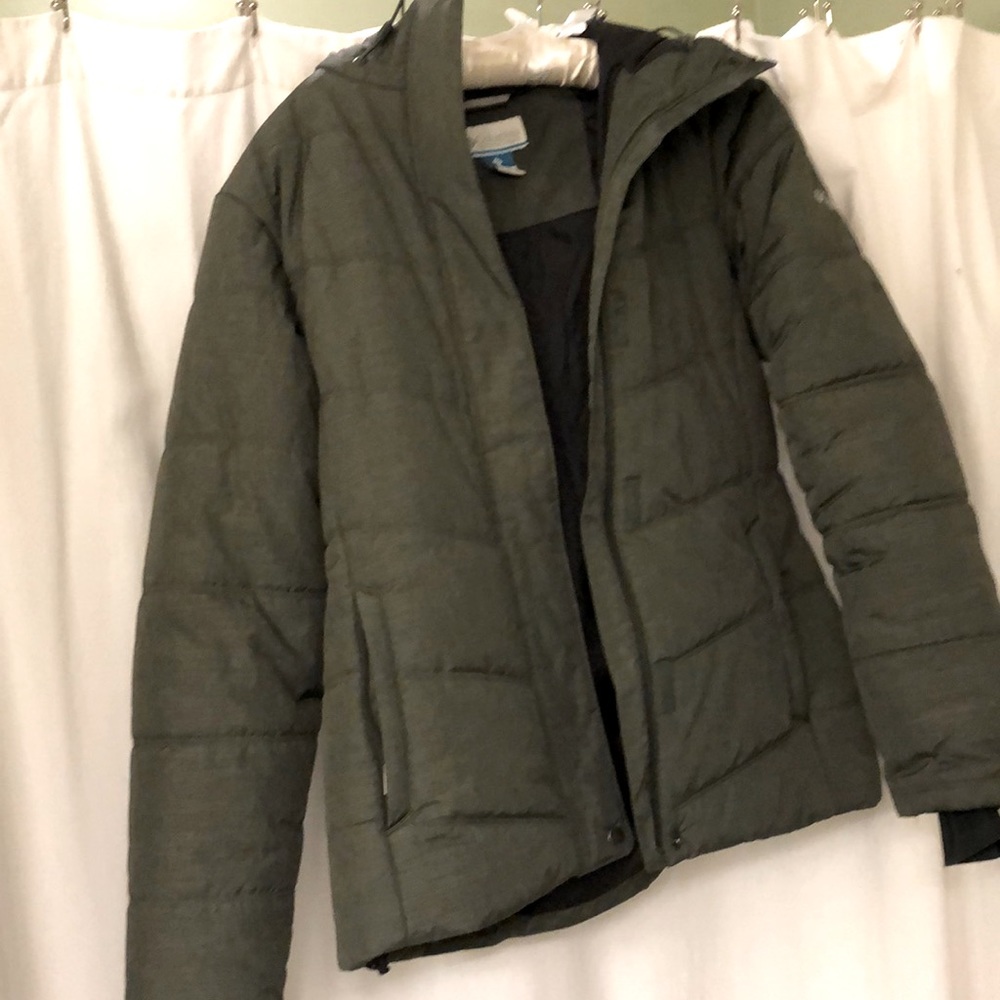 Columbia Snow Coat; Size M; Green